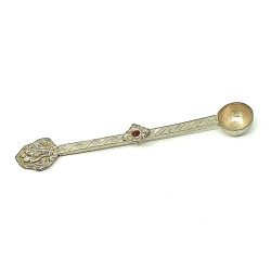 Cuillère à offrandes